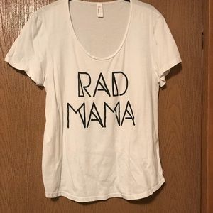 Sandilake Rad Mama scoopneck shirt